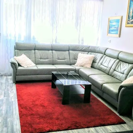 Apartman Mirna Apartment
